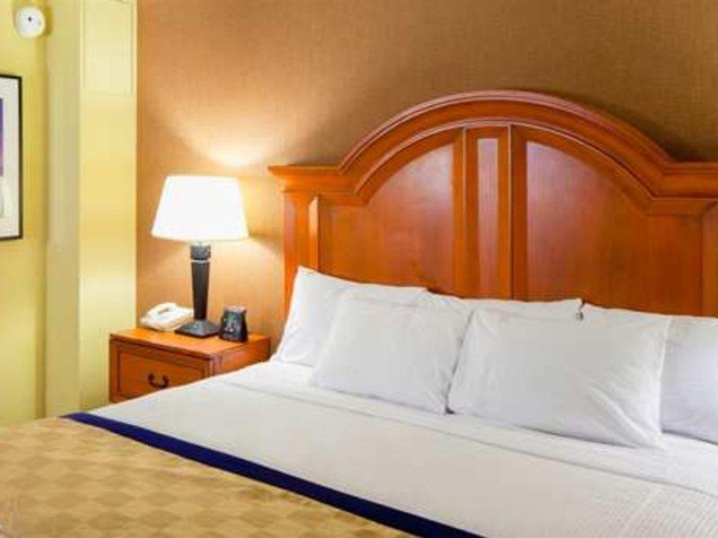 Embassy Suites San Antonio Northwest I-10 Екстер'єр фото
